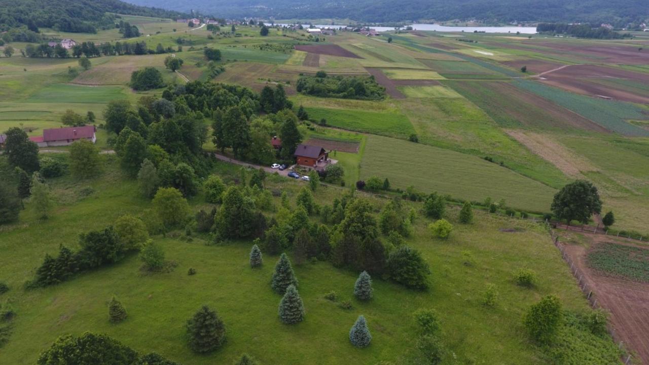 Kuca Za Odmor Anamarija Villa Ogulin Exteriör bild