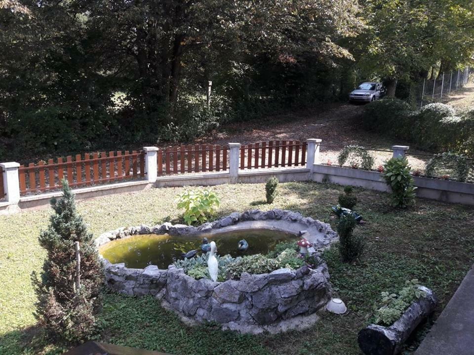 Kuca Za Odmor Anamarija Villa Ogulin Exteriör bild